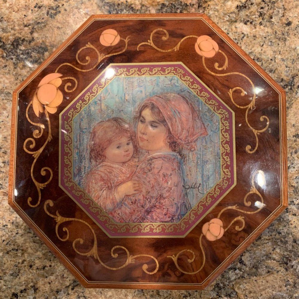 Edna Hibel Wooden Music Box, made in Italy.